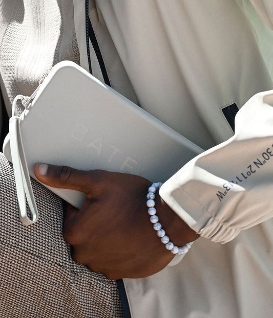 Doña Passport Pouch